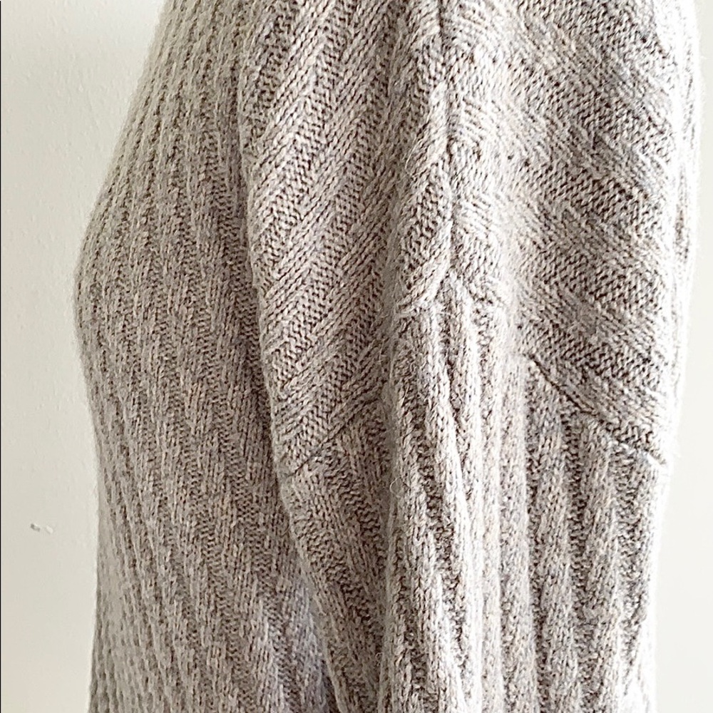 Ann Taylor Ribbed Sweater Grey Size Small - Picture 4 of 8